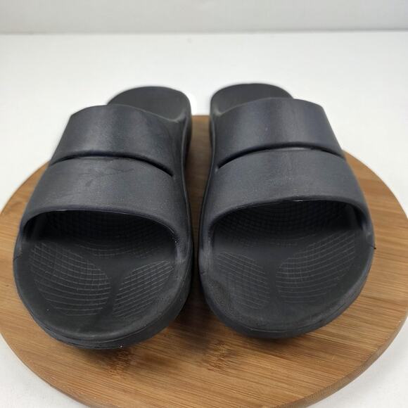 Oofos Ooahh Slide Sandals Mens Size 11 Black Recovery Slip On Womens 13 EU 44 - Picture 5 of 14